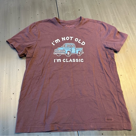 Life Is Good Other - Life is Good Men’s Burgundy I’m not old I’m classic Shirt size Large